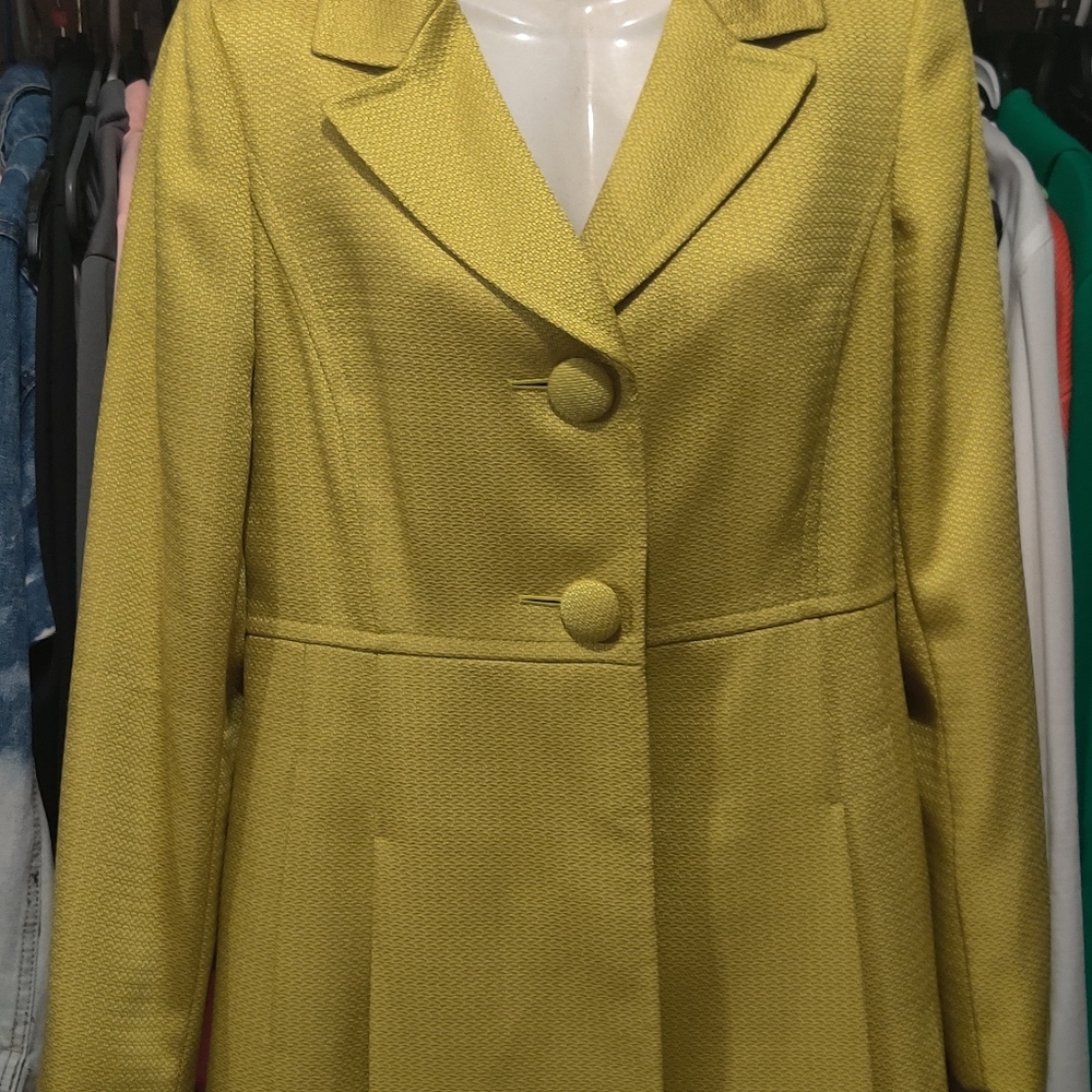 Dress jacket. - Picture 3 of 8